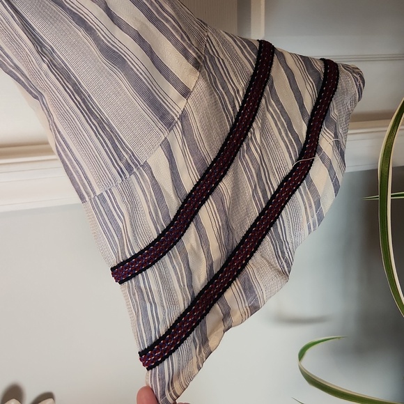 NWT STUDIO WEST SIze 2X blue & white stripes will bell sleeves & smocked neck - Picture 4 of 9